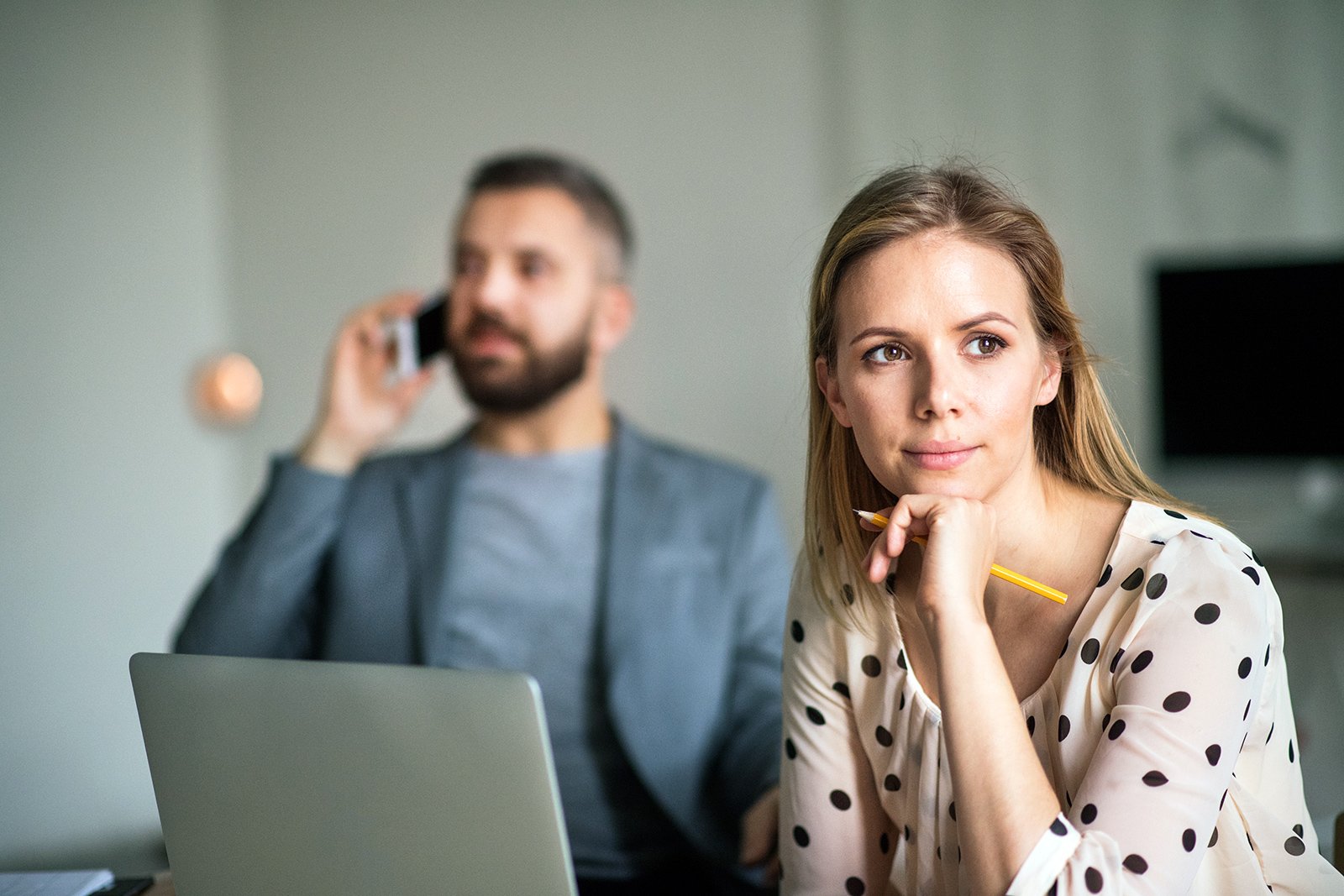 two-business-people-in-the-office-PCK4VM3.jpg