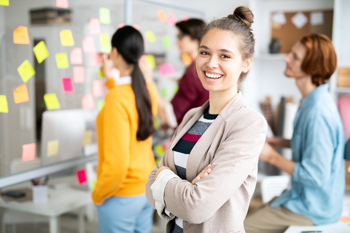 woman-in-office-environment-84WS693.jpg